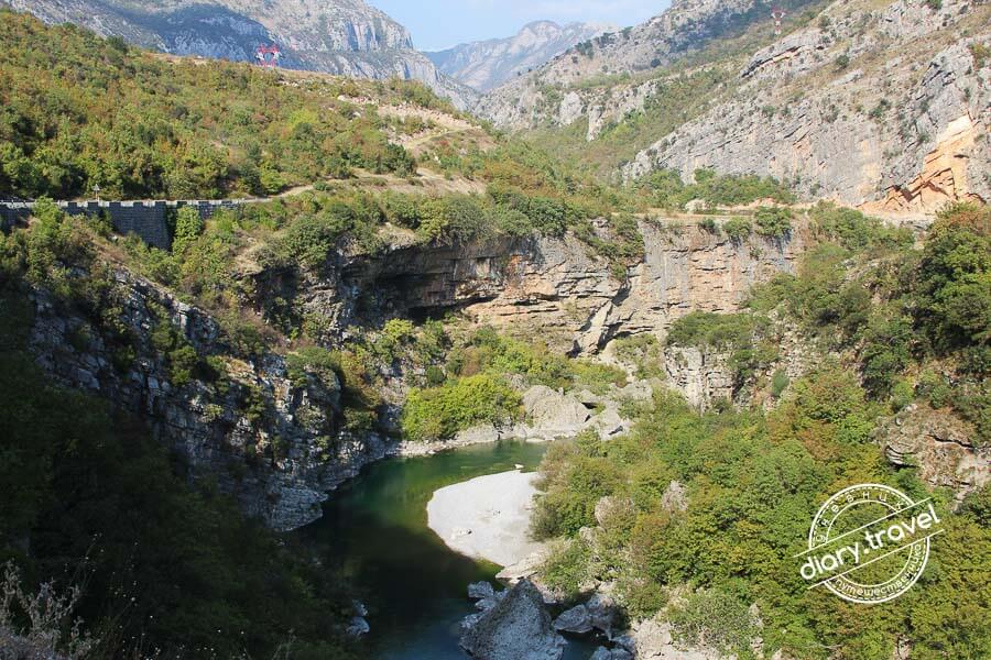 каньоны рек в Черногории