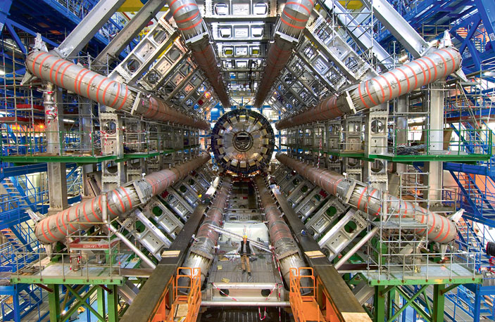 Эксперимент ATLAS в CERN («Коммерсантъ Наука» №4, июнь 2017)