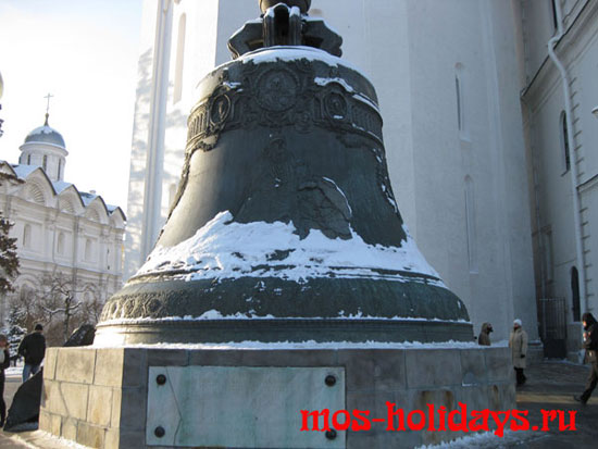 Царь колокол на Ивановской площади