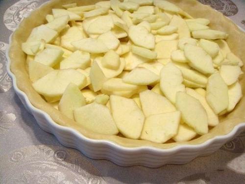 Пирог с карамелизированными яблоками от юлии высоцкой. Рецептом делится Юлия Высоцкая