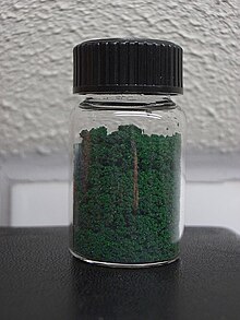 Зеленый форма хрома (III) гексагидрата хлорида