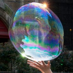 Как сделать огромные мыльные пузыри