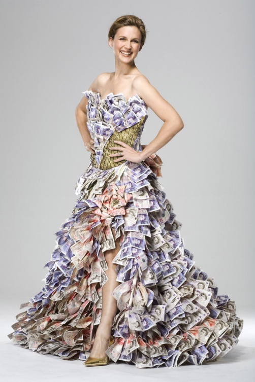 Самые необычные в мире платья, заботящиеся об окружающей среде